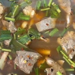 ต้มเครื่องในเนื้อ