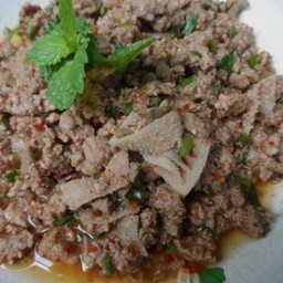 ลาบเนื้อ