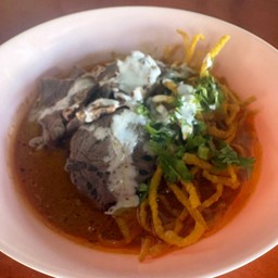 ข้าวซอยเนื้อ