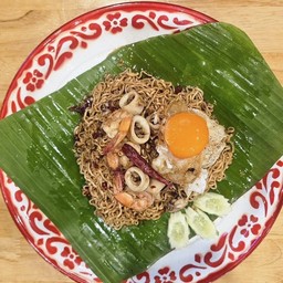 มาม่าถาดขี้เมาทะเล+ไข่ดาว