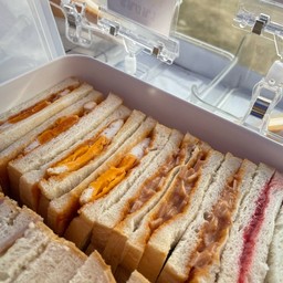 ไข่ดาวชีส คู่กับ พิซซ่าแฮมชีส