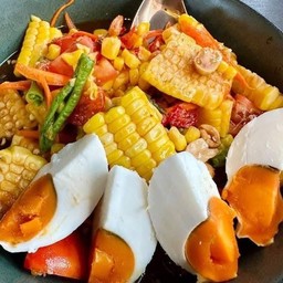 ตำข้าวโพด+ไข่เค็ม