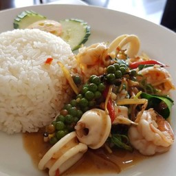 ผัดฉ่า ทะเล