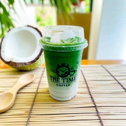 มัทฉะลาเต้มะพร้าว