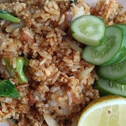 ข้าวผัดแหนม