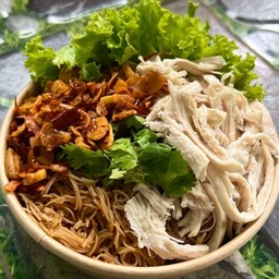 หมี่คลุกไก่ฉีก