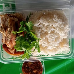 ข้าวไก่อบโอ่ง