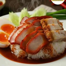 ข้าวหมูแดง หมูกรอบ