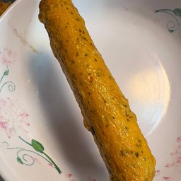 ไส้กรอกกะเพราไก่