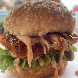 ชาวีย์ เบอร์เกอร์ทอดซอสโฮมเมด  ( حلال )