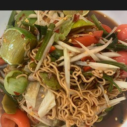 ตำมาม่า