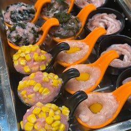 หมูเด้งข้าวโพด (ทีเด็ด)