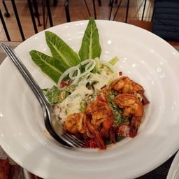 ceasar salad with spicy shrimp