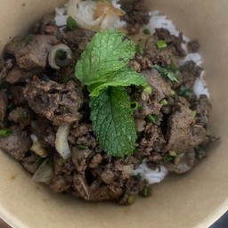 ข้าวหน้าลาบ