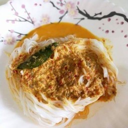 ขนมจีนน้ำยากะทิ