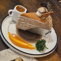 Crepe cake thai tea