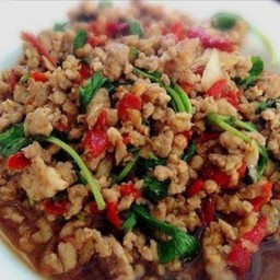 กะเพราหมูสับ