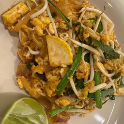 ผัดไทย เจ
