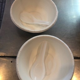 ถ้วย 2 ใบ พร้อมช้อน