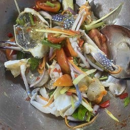 ทวีทรัพย์ ยิ่งเจริญ ตลาดโต้รุ่งโชคชัย4