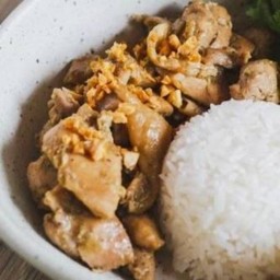 ข้าวไก่กระเทียม [23]