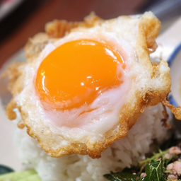 ไข่ดาวไม่สุก