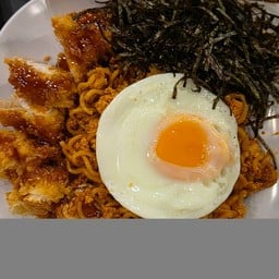 มาม่าเกาหลี+ไก่กรอบ