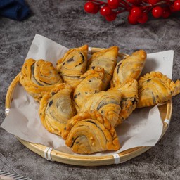 อาซ้อกะหรี่ปั๊ป งาดำ