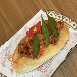 Banhmi Mala Grilled Pork whole wheat Small size : Bánh mì thịt nướng vị mala whole wheat Small size