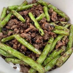 ถั่วแขกผัดหนำเลี๊ยบ