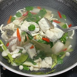 ต้มยำปลากระพง