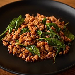 กระเพราหมูสับพริกแห้ง (กับข้าว)