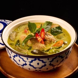 แกงเขียวหวานเต้าหู้