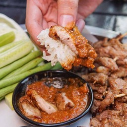 ข้าวเหนียวหมูแจ๋วบอง