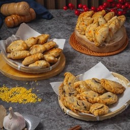 อาซ้อกะหรี่ปั๊ปคละรส ไก่ งาดำ ถั่ว