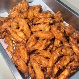 ข้าวหอมปีกไก่ทอด