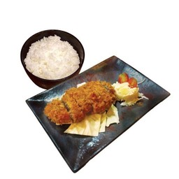 18. ไก่ชุบเกล็ดขนมปังทอดสไตล์ญี่ปุ่น Chicken cutlet チキンカツ弁当