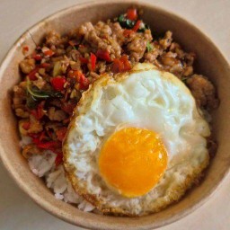 ตามสั่ง กะเพราแซ่บหลาย - ยำ - ข้าวไข่ข้น