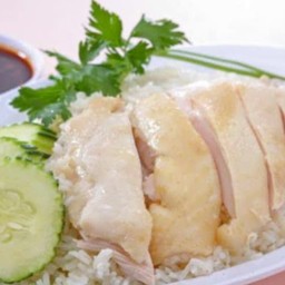 ธ.รุ่งเรือง ข้าวมันไก่ ก๊วยเตี๋ยวไก่