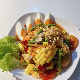 ตำไทยข้าวโพด ไข่เค็ม