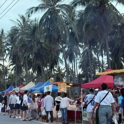 ถนนคนเดินปากน้ำปราณ