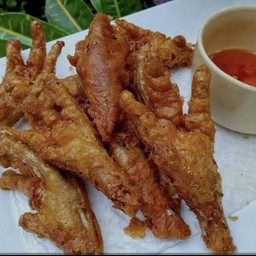ตีนไก่ทอด