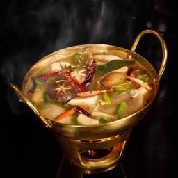 ต้มโคล้งเห็ด