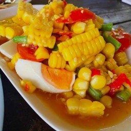 ตำข้าวโพด ไข่เค็ม