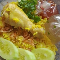 ข้าวมันไก่น้องฟูจิ