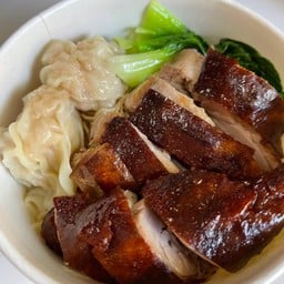 บะหมี่เกี๊ยวเป็ดย่าง