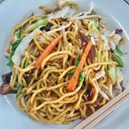 เจ ผัดหมี่เหลืองสูตรต้นตำรับ ( อร่อยมากค่ะ แนะนำให้ลอง )