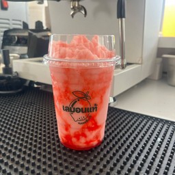 สตรอว์เบอร์รี่ โยเกิร์ต