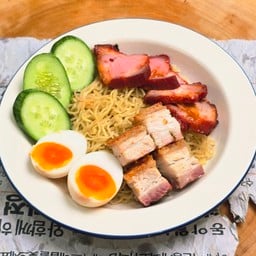 ⭐️ดับเบิ้ลยู หมูกรอบฮ่องกง⭐️เนื้อนุ่มฉ่ำ หนังบางกรอบ👈