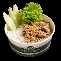 ข้าวราดหนวดหมึกกระเทียมพริกไทย